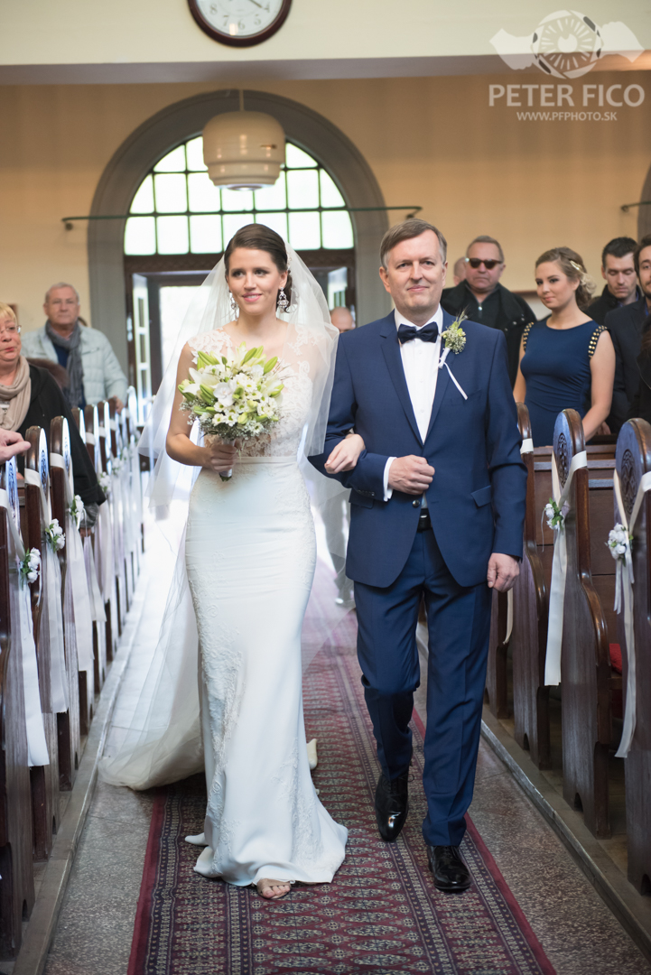 Krásne svadobné fotky s Bratislave. Peter Fico svadobný fotograf