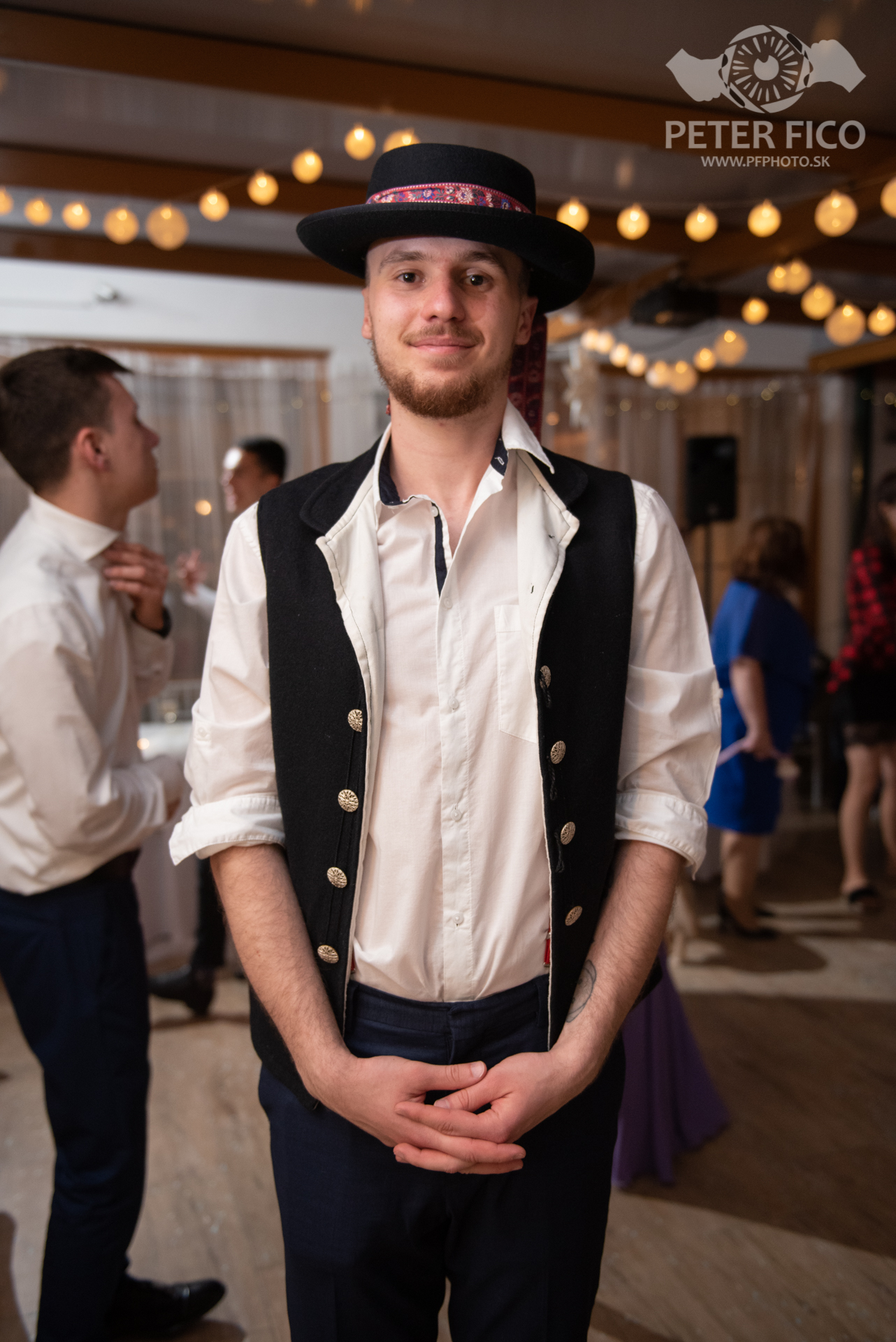 Krásne svadobné fotky s prírode. Peter Fico svadobný fotograf