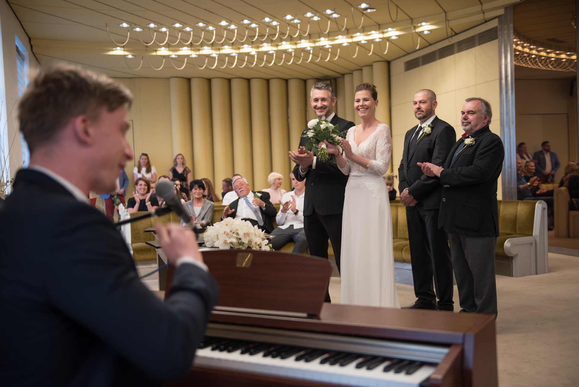 Krásne tsadobné fotky v Bratislave. Peter Fico svadobný fotograf