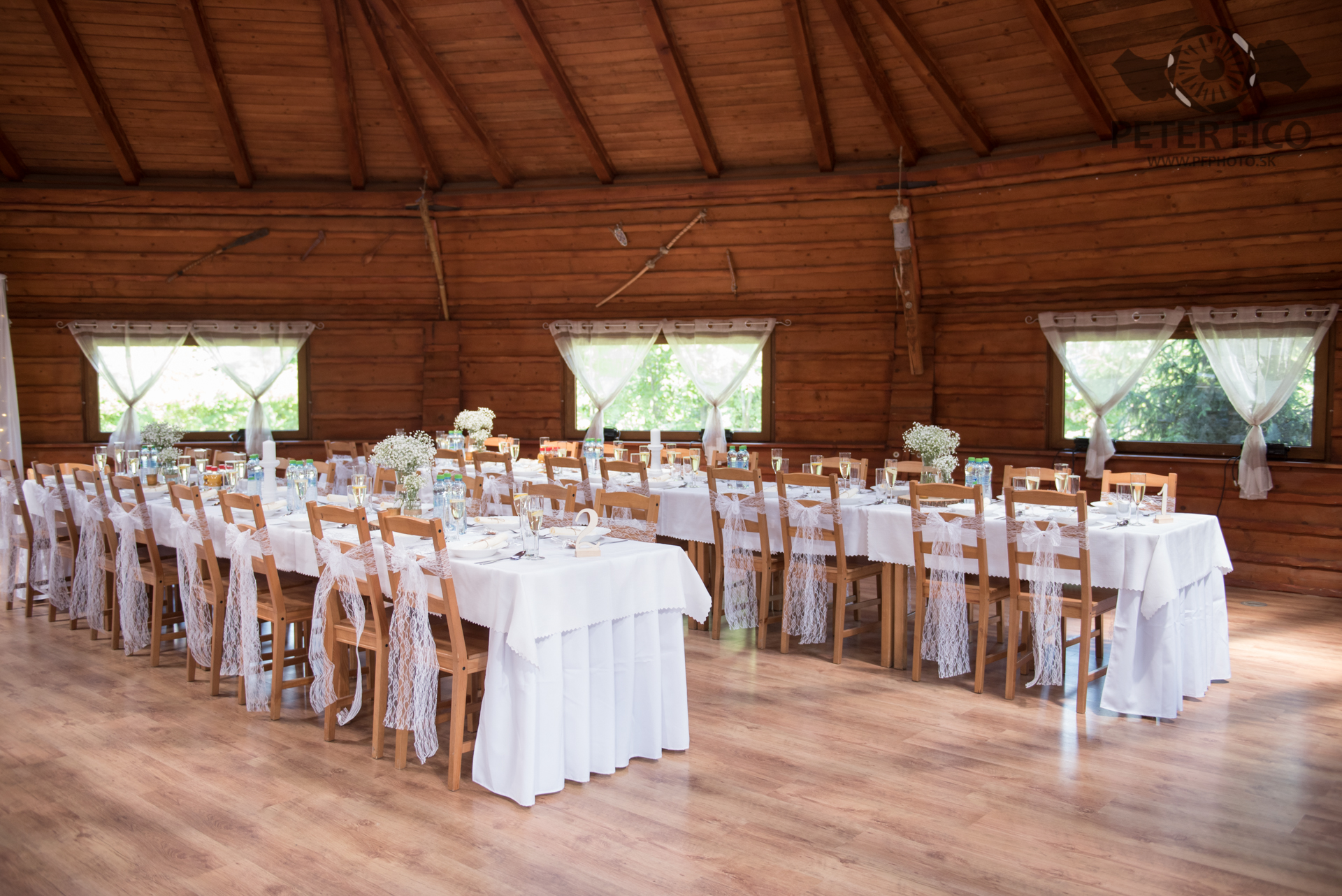 Svadobné fotky na ranči. Peter Fico svadobný a portrétny fotograf