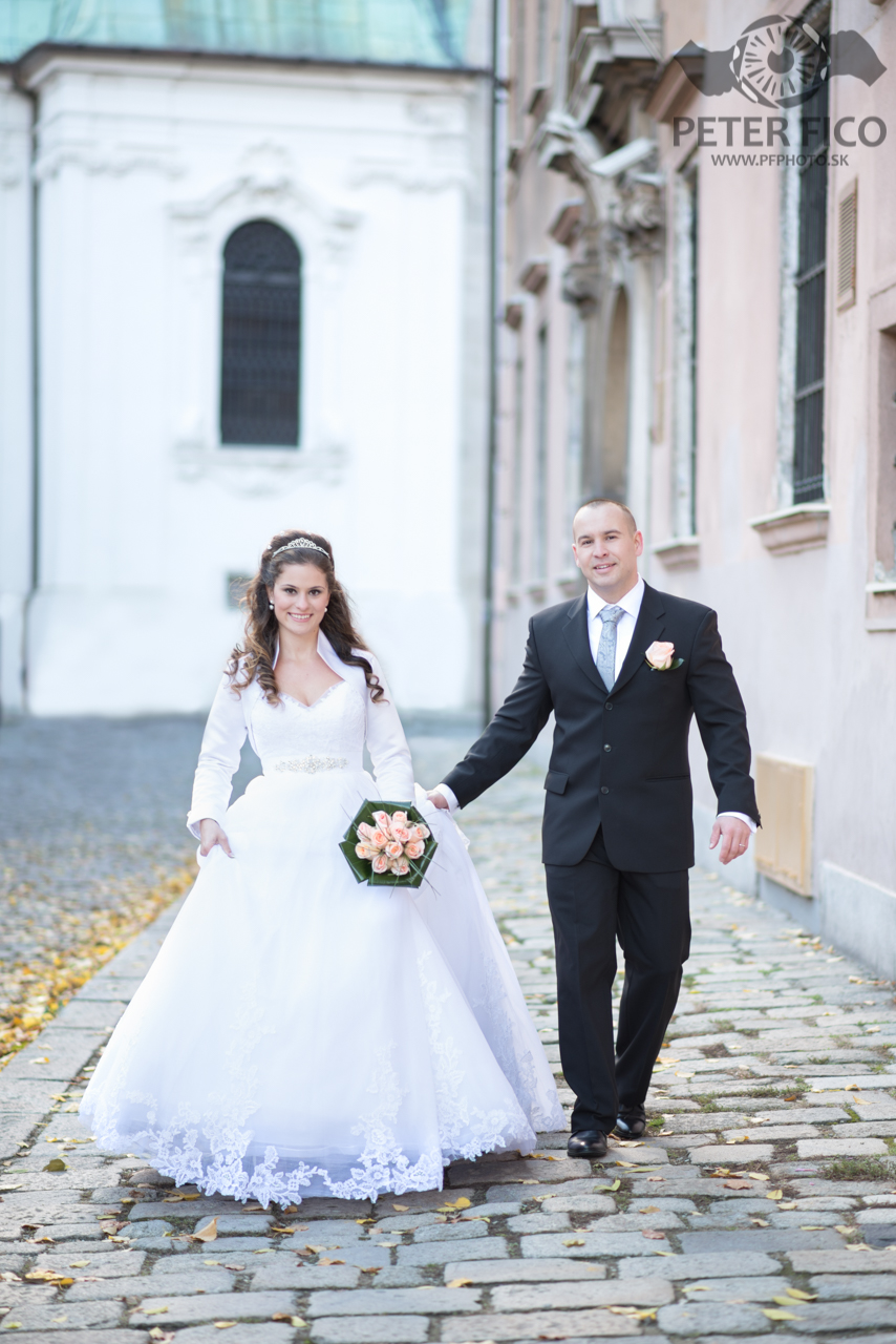 Krásne svadobné portréty v bratislave. Svadobný fotograf Peter Fico